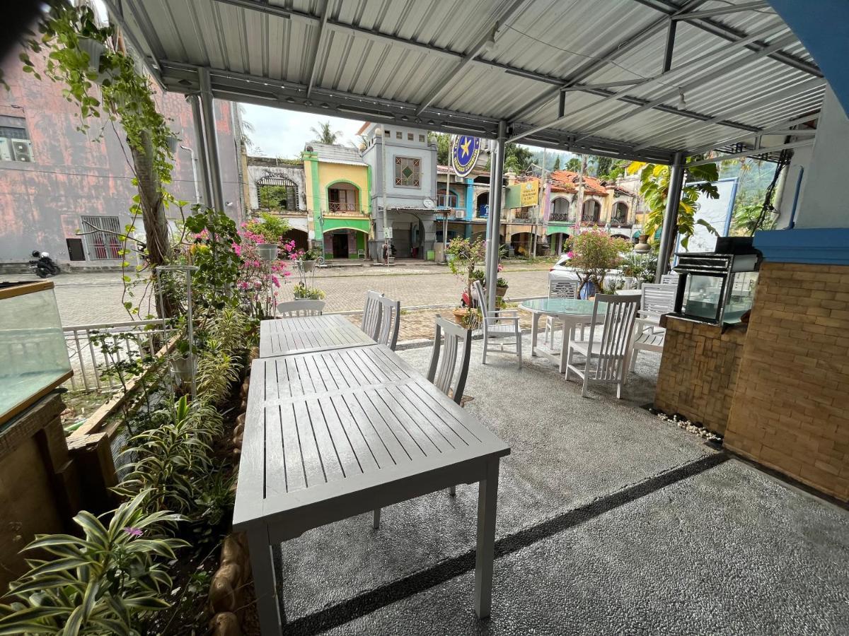 Oseania Hostel Senggigi Bagian luar foto