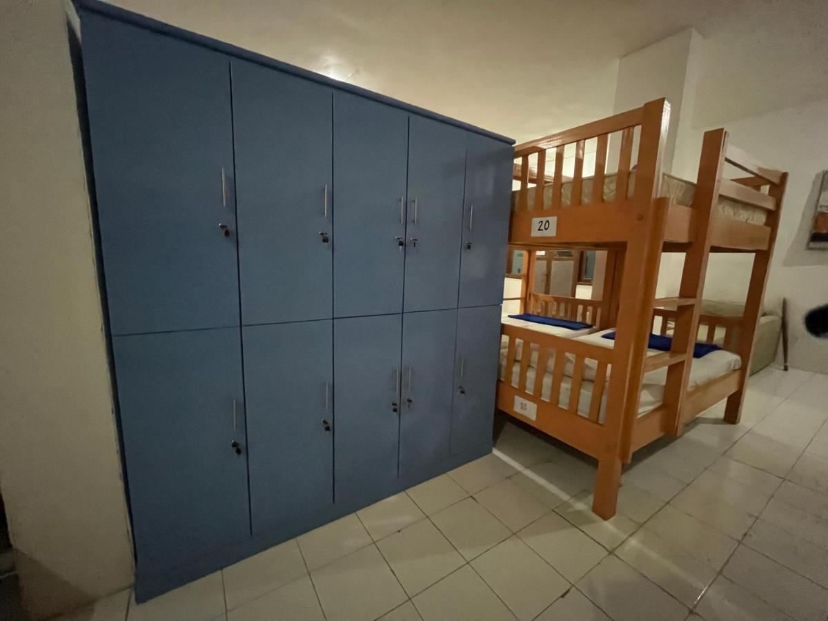 Oseania Hostel Senggigi Bagian luar foto