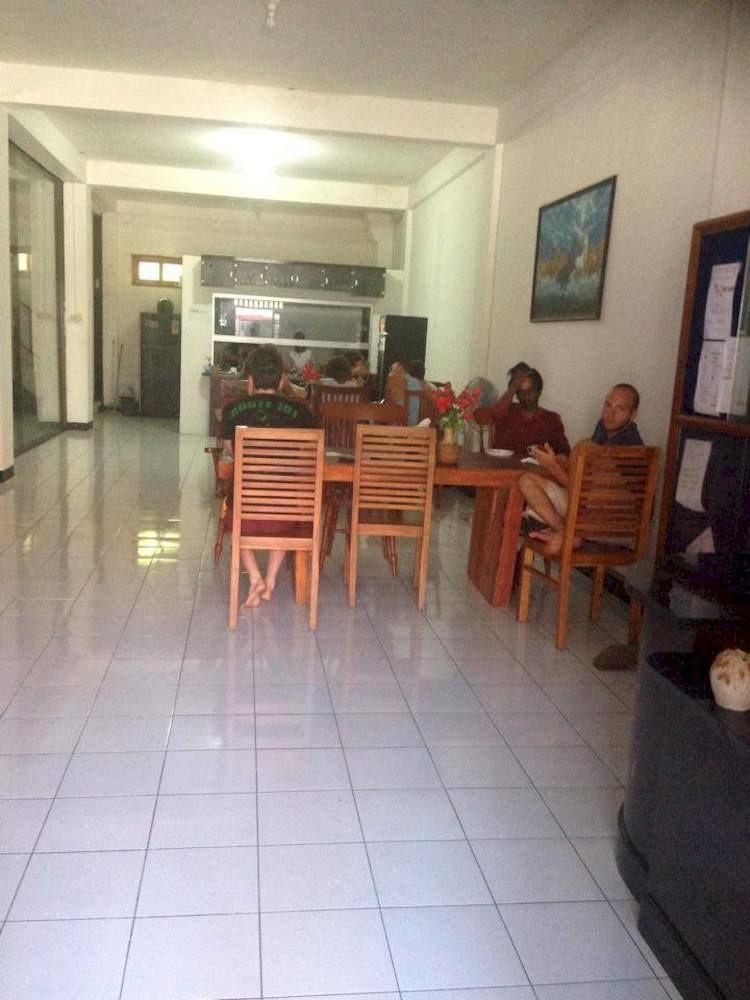 Oseania Hostel Senggigi Bagian luar foto
